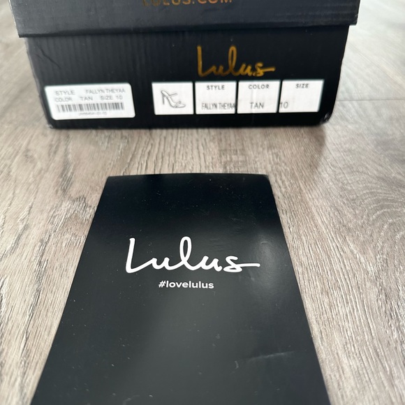 Lulus Fallyn Theyaa neutral heel size 10 - may fit a 9. Brand new in box! - Picture 4 of 5